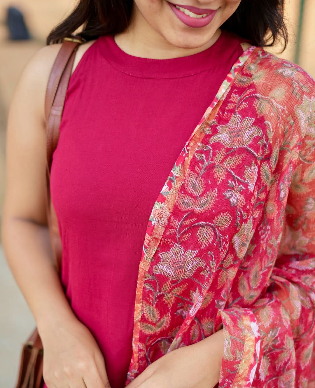 Red A-Line Halter Neck Kurti with Linen Dupatta & Cotton Palazzo – Sleeveless Trendy Style with Back Button
