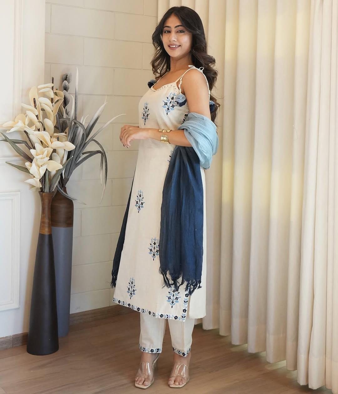 Cotton White Kurti for Women, Cotton Suit Set for Women, Cotton Kurtis for Women, Indian Designer Suits, Indian Embroidered Kurti+Pant+Dupatta